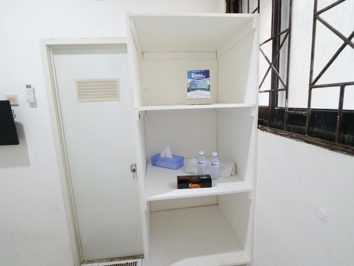 Kamar Keluarga Kalideres Jakarta Exterior photo